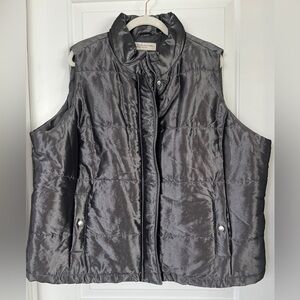 Jones New York size 3x cute grey - silver shimmery winter Vest Zips and buttons.